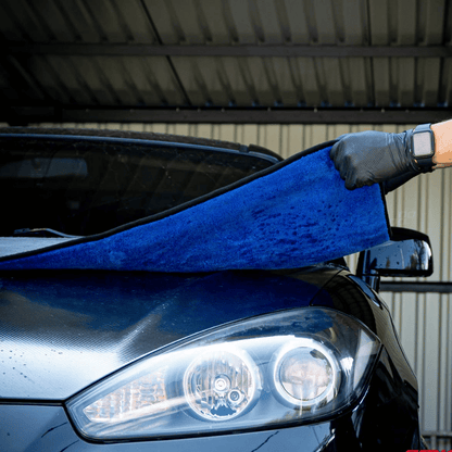 Car Wash Microfibre Glove And Microfibre Drying Towel Kit