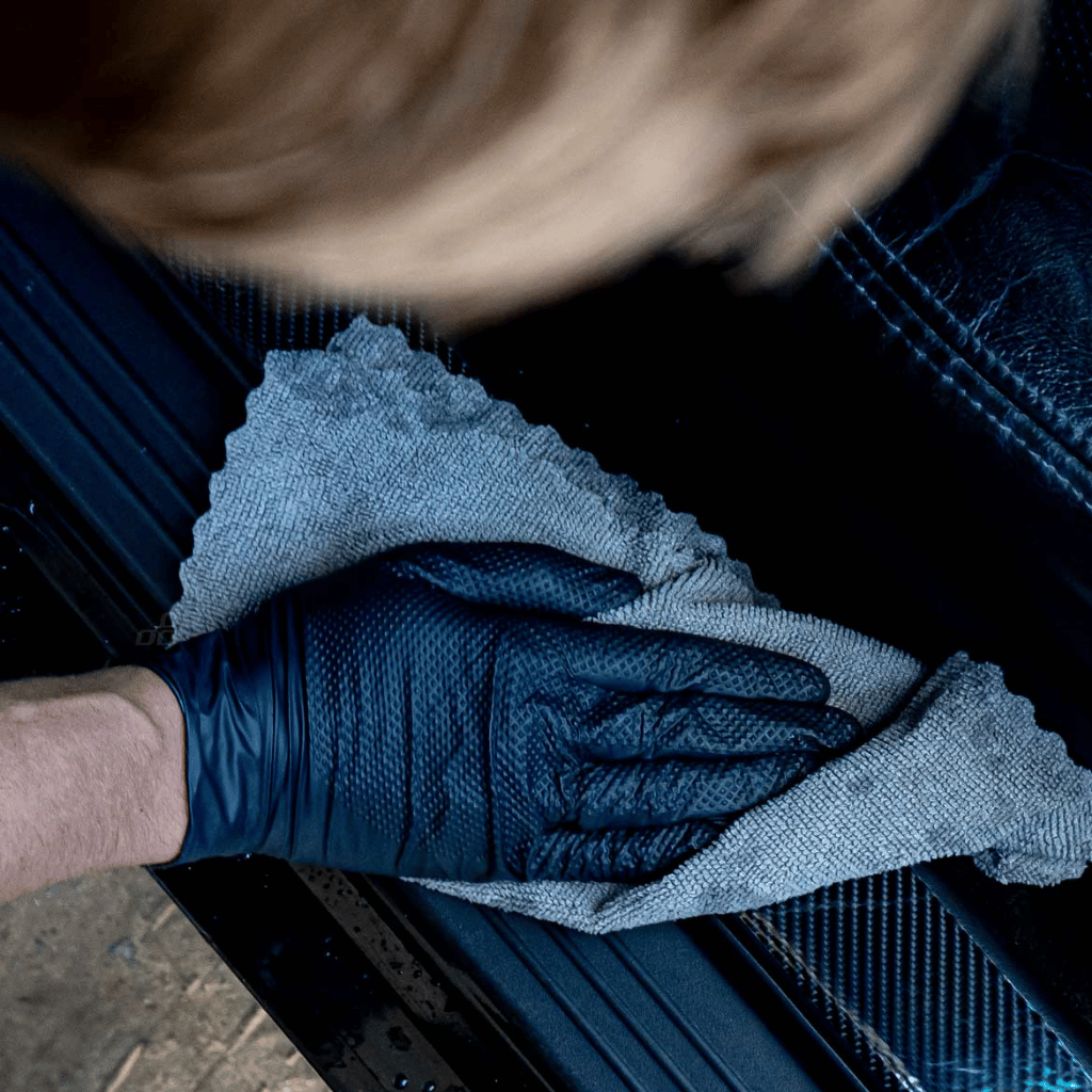 Car Detailing Microfiber Cloth Set – 50 Pack Dipenser (210GSM, 30×30cm)